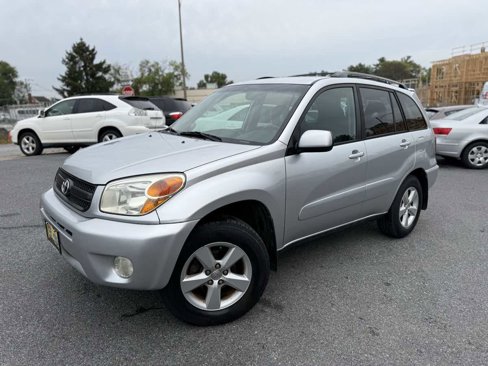 Used 2005 Toyota RAV4 4WD image 3