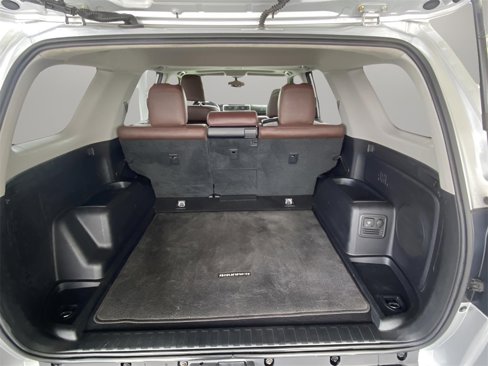 Used 2016 Toyota 4Runner Limited image 23