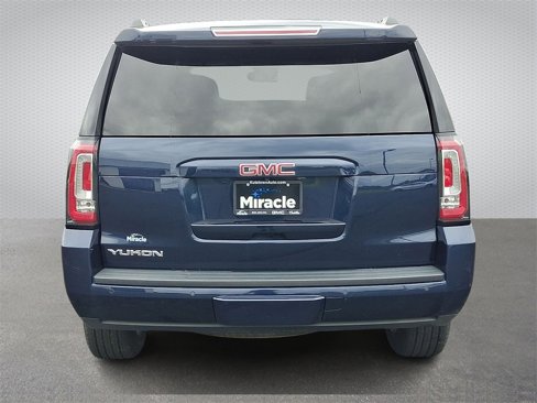 Used 2019 GMC Yukon SLE w/ SLE Value Package image 5