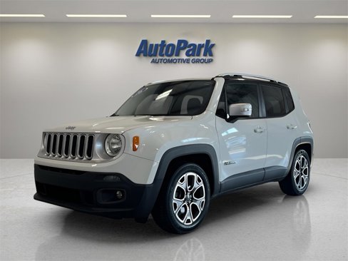 Used 2016 Jeep Renegade Limited image 3