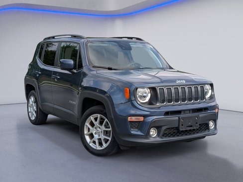 Used 2021 Jeep Renegade Latitude w/ Sun & Sound Group image 2