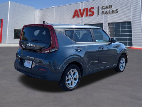 Used 2022 Kia Soul LX w/ Technology Package image 5
