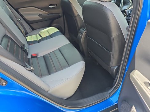 Used 2021 Nissan Kicks SR image 39
