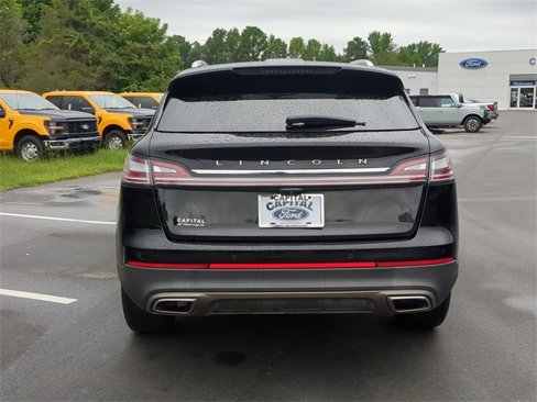 Used 2021 Lincoln Nautilus Reserve w/ Monochromatic Package image 12