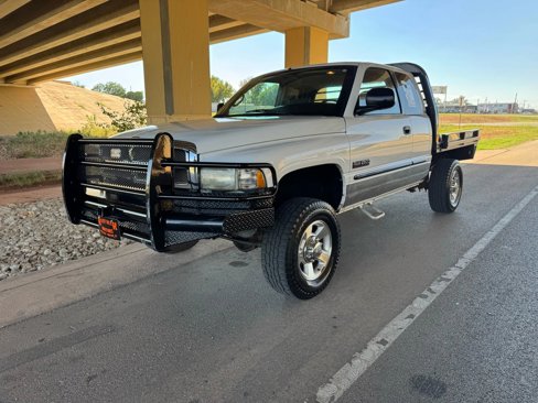 Used 2002 Dodge Ram 2500 Truck 4x4 Quad Cab image 4