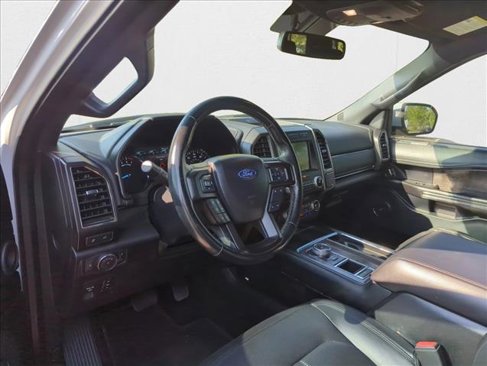 Used 2018 Ford Expedition Limited image 7