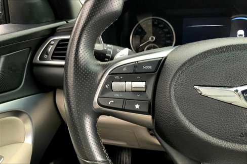 Used 2023 Genesis G70 2.0T image 22