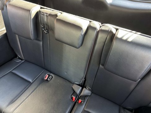Used 2019 Toyota Highlander SE image 13