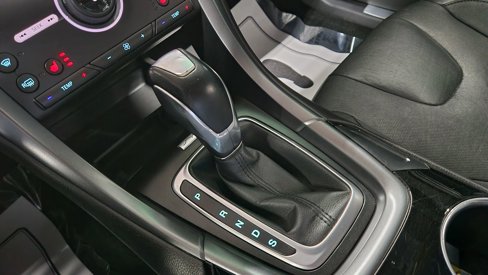 Used 2016 Ford Fusion Titanium image 32