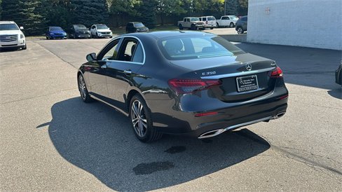 Certified 2022 Mercedes-Benz E 350 4MATIC Sedan image 6