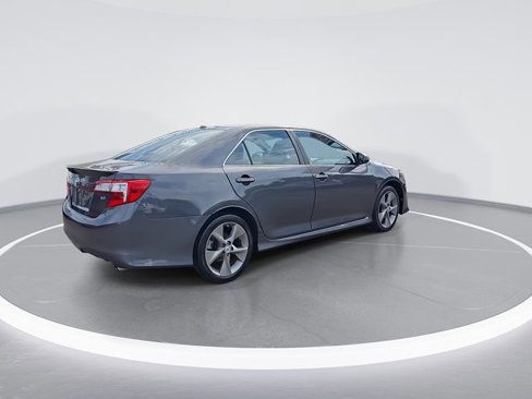 Used 2012 Toyota Camry SE image 9