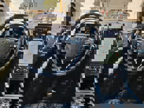 Used 2024 Ford Edge Titanium image 11