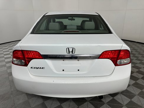 Used 2010 Honda Civic LX image 9