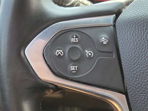 Used 2023 Chevrolet Traverse LT image 27