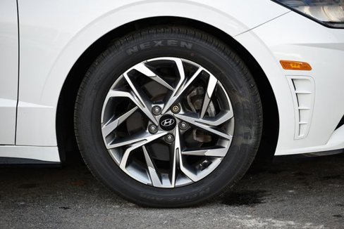 Used 2022 Hyundai Sonata SEL w/ Preferred Accessory Package image 3