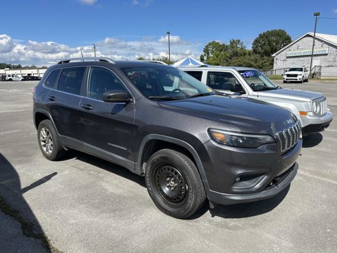 Used 2021 Jeep Cherokee Latitude Lux w/ Sun & Sound Group image 3