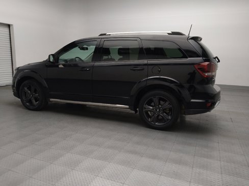 Used 2019 Dodge Journey Crossroad image 3
