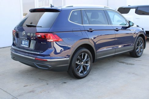 Certified 2023 Volkswagen Tiguan SE image 6