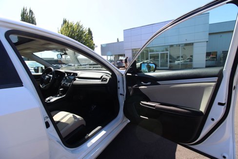 Used 2018 Honda Civic EX image 18