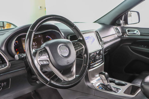 Used 2020 Jeep Grand Cherokee Limited w/ Luxury Group II image 23
