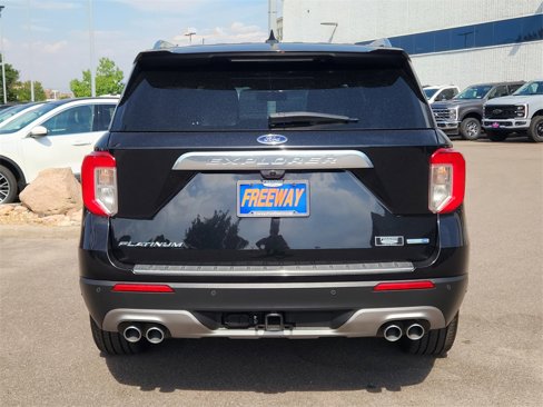 Used 2020 Ford Explorer Platinum w/ Premium Technology Package image 19
