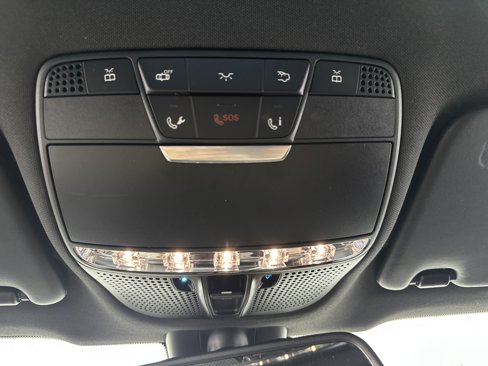 Used 2017 Mercedes-Benz GLC 300 4MATIC image 28