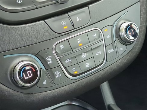 Used 2023 Chevrolet Malibu LT image 24