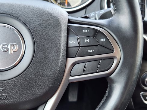 Used 2020 Jeep Cherokee Limited image 21