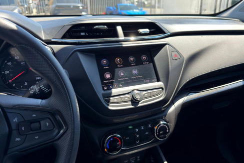 Used 2022 Chevrolet TrailBlazer LS image 21