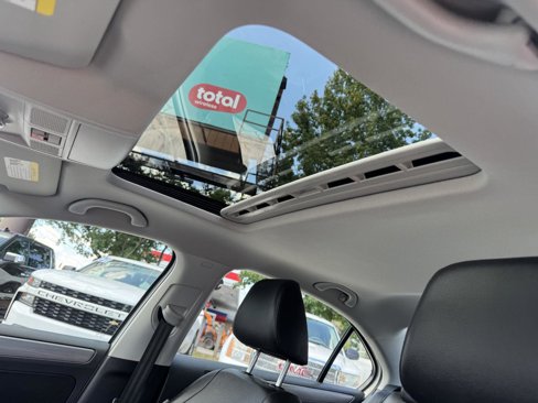 Used 2014 Volkswagen Jetta SEL image 5