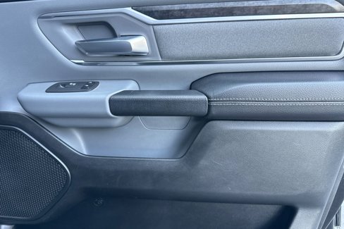 Used 2019 RAM 1500 Big Horn image 21