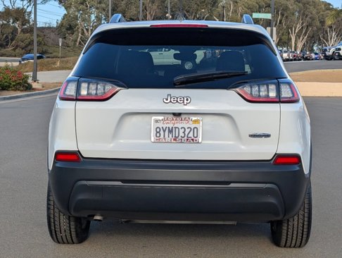 Used 2021 Jeep Cherokee Latitude image 13