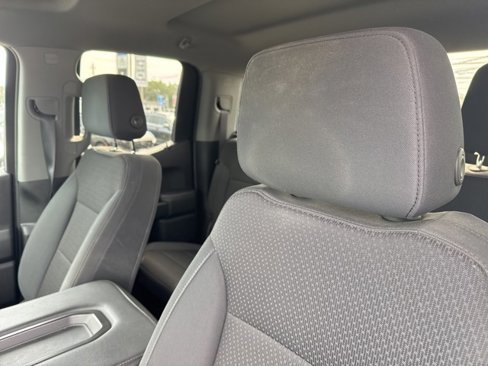 Used 2020 Chevrolet Silverado 1500 Custom w/ Custom Value Package image 19