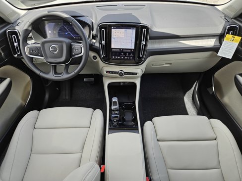 New 2026 Volvo XC40 B4 Plus w/ Protection Package image 15