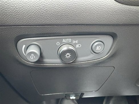 Used 2023 Buick Encore GX Essence w/ Experience Buick Package image 23