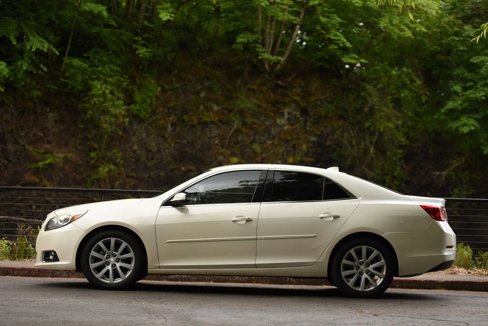 Used 2013 Chevrolet Malibu LT image 2