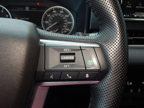 Used 2024 Mitsubishi Outlander SE Black Edition image 26