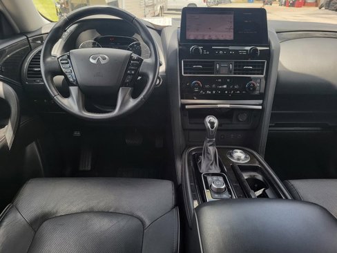 Used 2023 INFINITI QX80 Luxe image 32