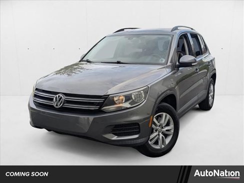 Used 2016 Volkswagen Tiguan S image 1