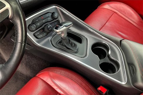 Used 2016 Dodge Challenger SXT Plus image 17