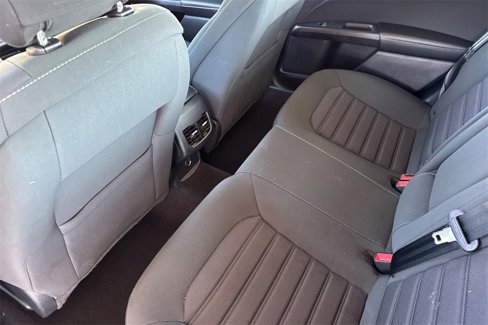 Used 2019 Ford Fusion SE image 5