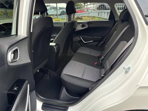Used 2022 Kia Soul LX w/ Technology Package image 17