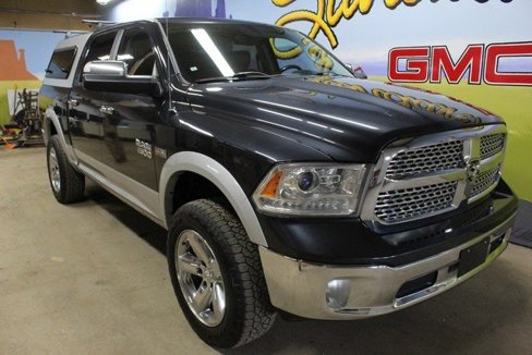 Used 2014 RAM 1500 Laramie image 3