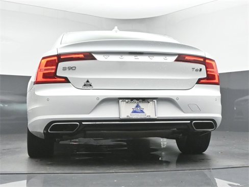 Used 2019 Volvo S90 T6 Momentum image 41