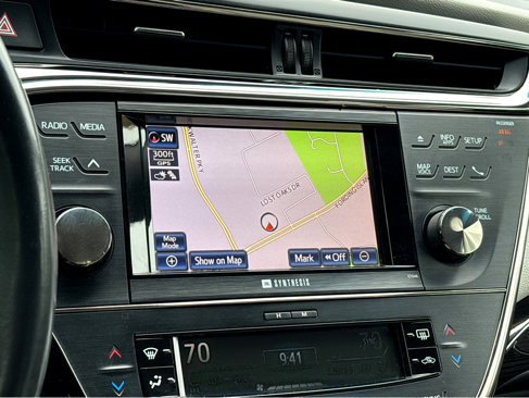 Used 2013 Toyota Avalon image 7