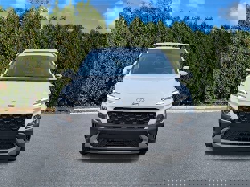 Certified 2023 Hyundai Kona SE image 2
