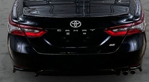 Used 2024 Toyota Camry SE image 10
