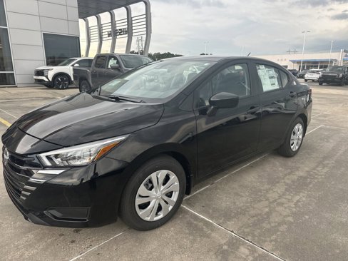 New 2025 Nissan Versa S image 2