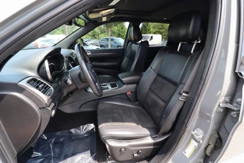 Used 2019 Jeep Grand Cherokee Altitude image 30