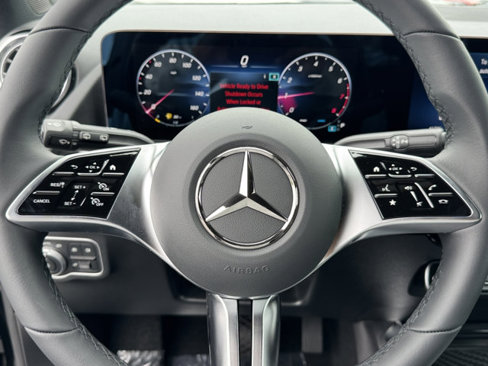 New 2025 Mercedes-Benz GLA 250 image 11